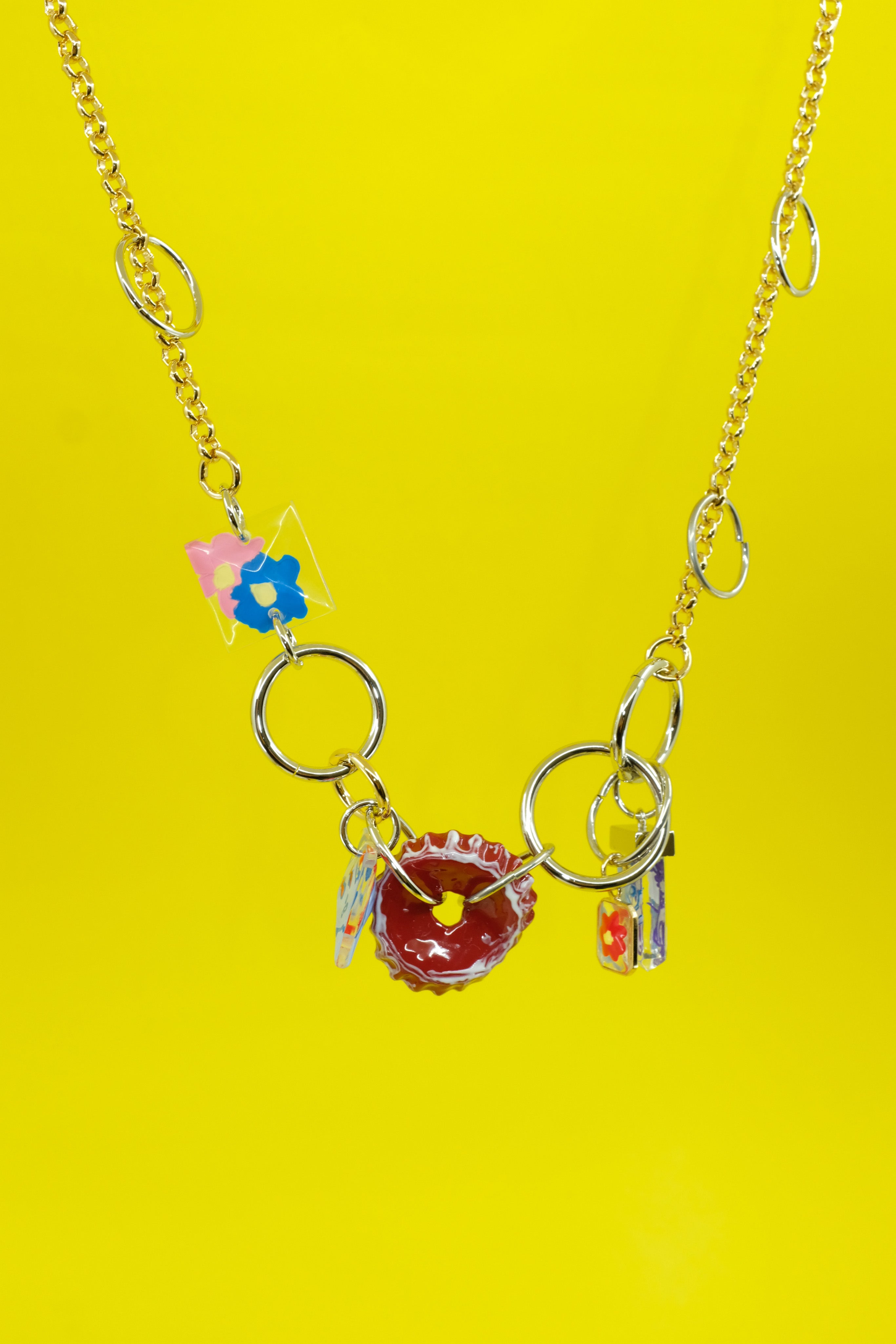 Gold---Silver-Playful-Junk-