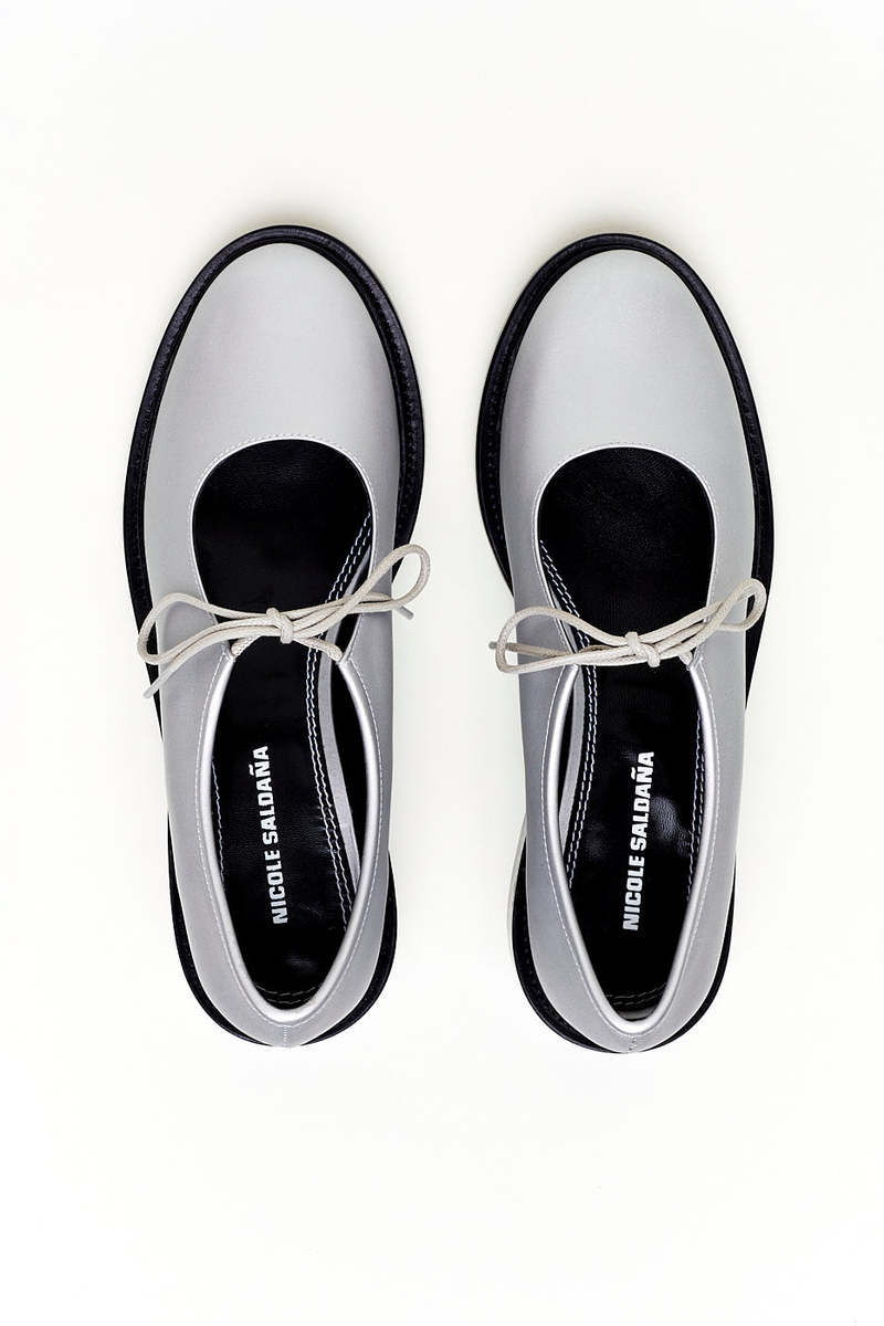 Nicole SaldanaニコールサルダナFABIANAオープントゥフラワー fabiana / black napa | Nicole Saldaña Footwear