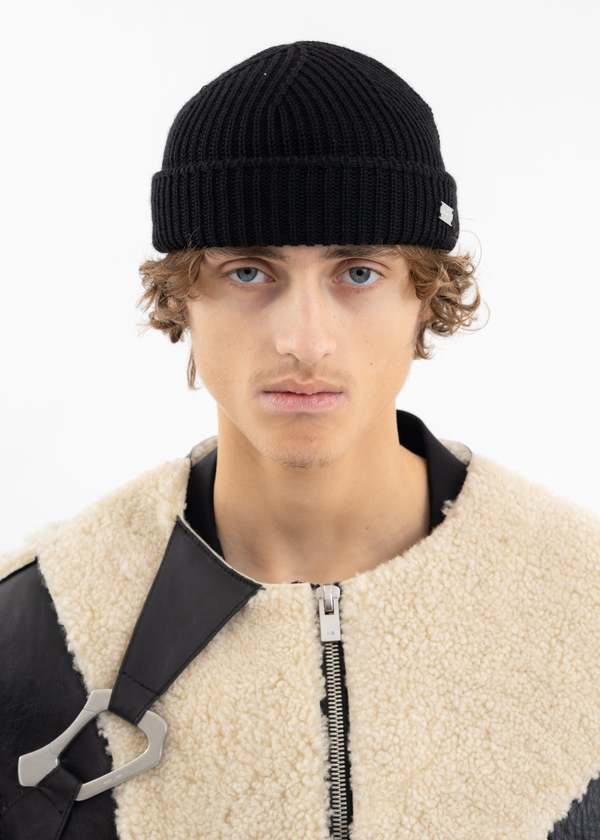 Heliot Emil BEANIE W. METAL PLATE LOGO - BLACK | Garmentory