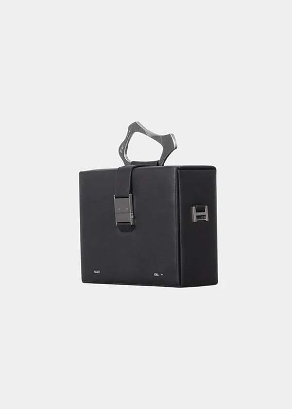 HELIOT EMIL ブラックボディバッグ HELIOT EMIL Black Geodesic Bag Heliot Emil
