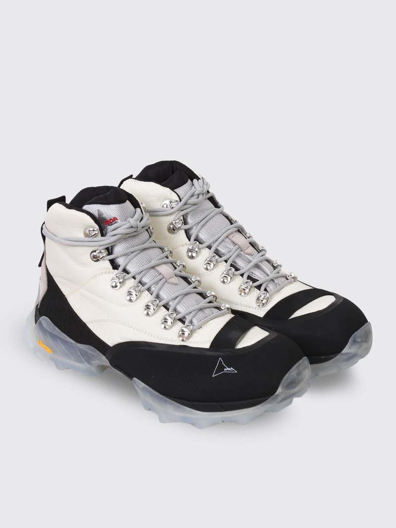 ROA Andreas Strap Boots - Butter Black