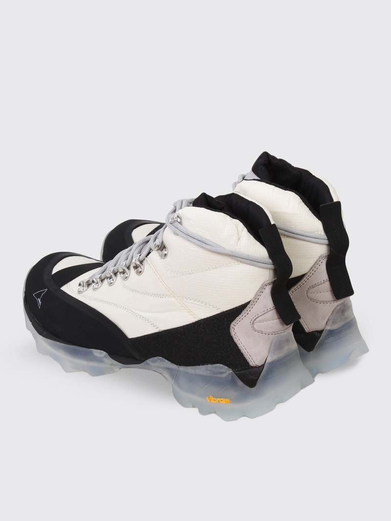 ROA Andreas Strap Boots - Butter Black