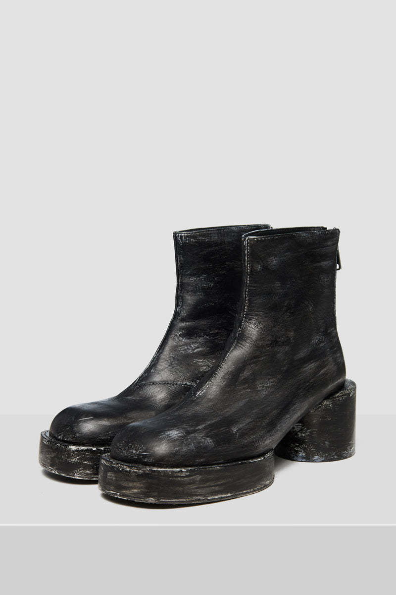 MM6 MAISON MARGIELA Platform zipped ankle boots - Black | Garmentory