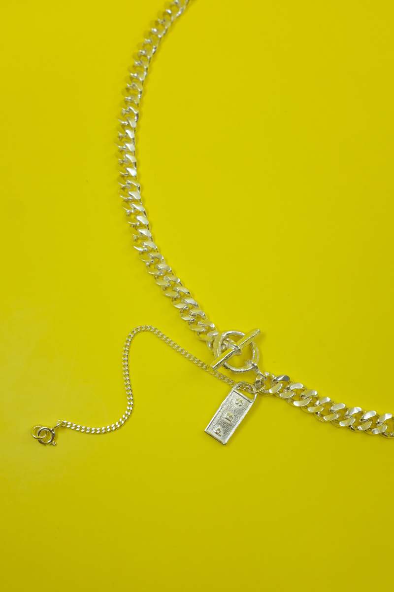 【関税込み】Pearls Before Swine シルバー Isen ネックレス Silver and Pearl chain link necklace — JASON Le COMPTE