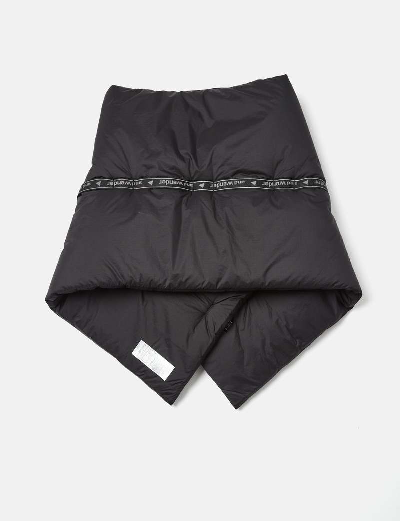 And Wander Primaloft Rip Muffler Scarf - Black | Garmentory