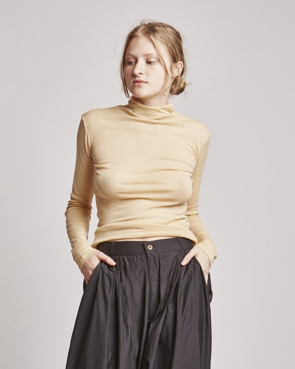 baserange turtleneck