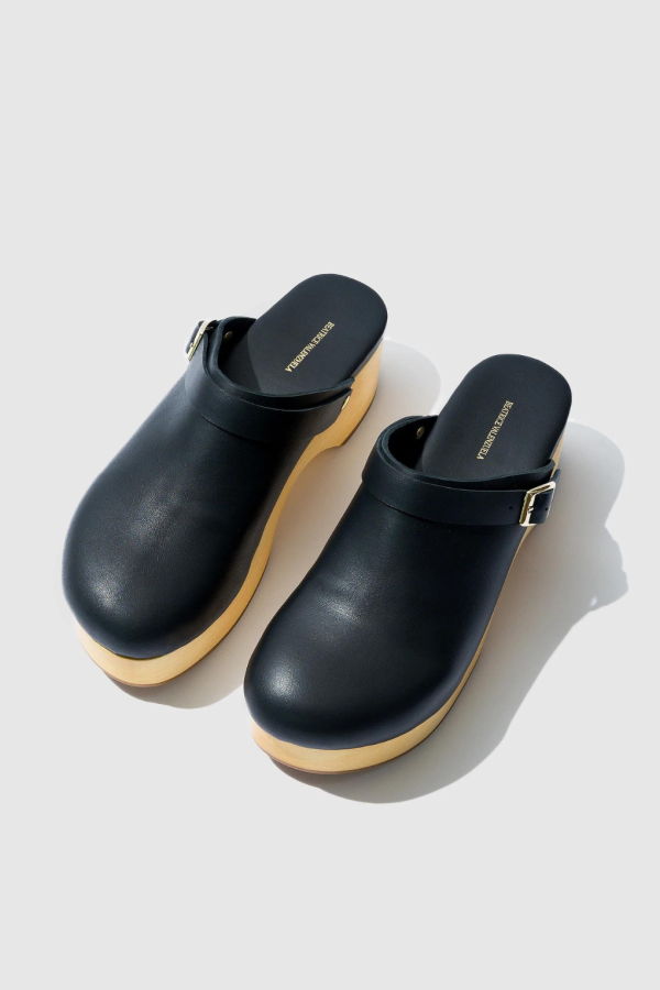 Beatrice Valenzuela Wooden Clog - Kohl