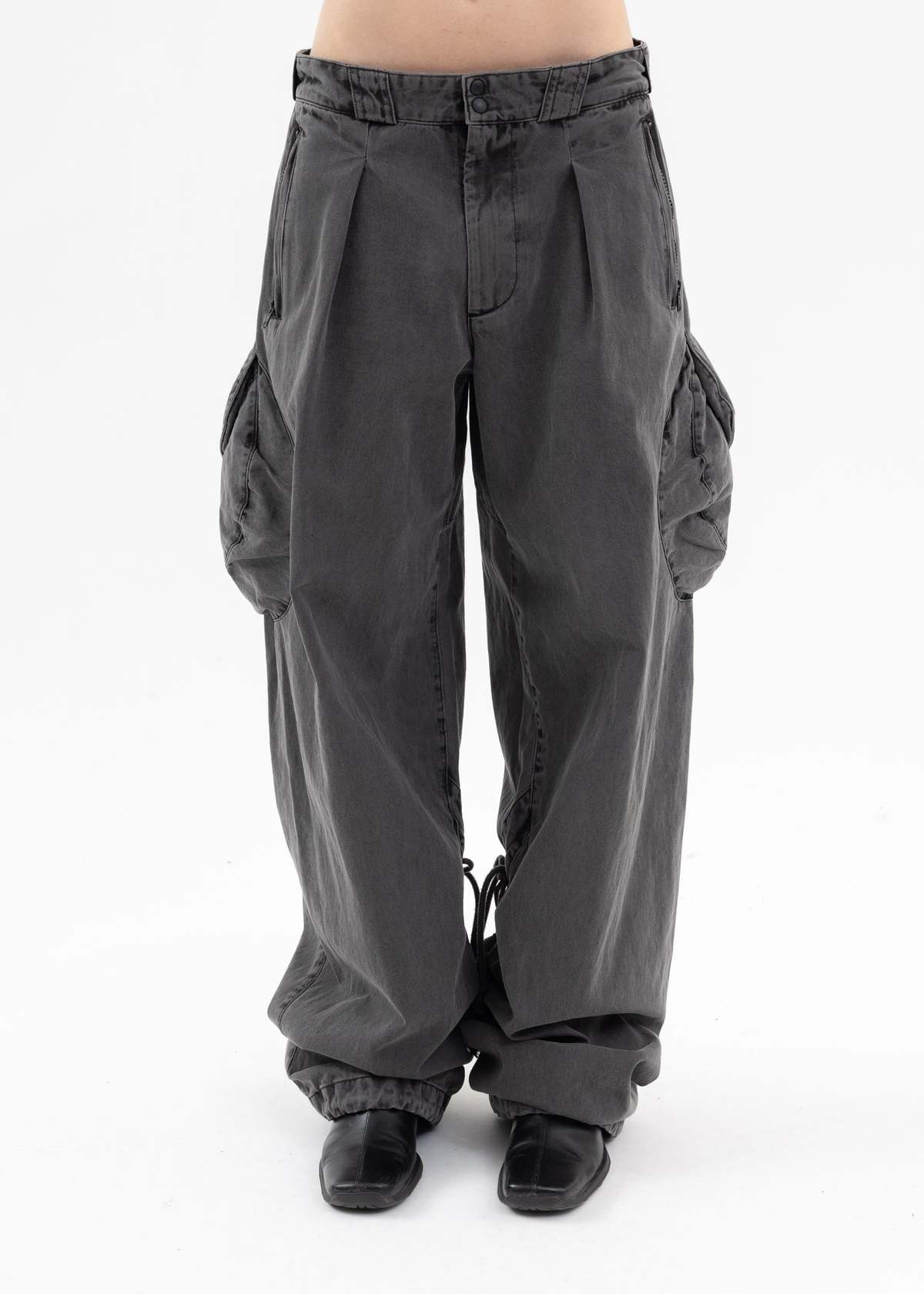 CARGO SIGNATURE PANTS - CHARCOAL