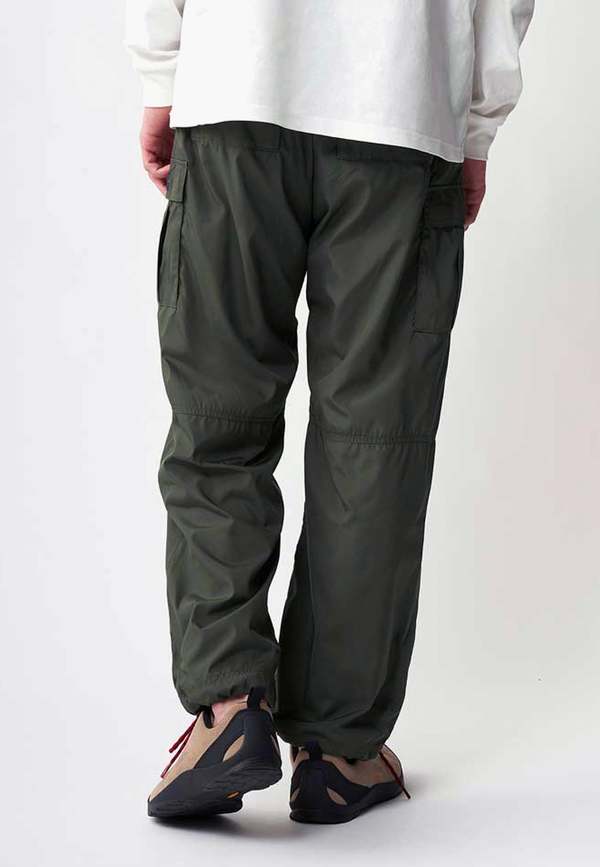 パンツ GRAMICCI MICRO RIPSTOP CARGO PANTS SSIZE Gramicci Micro Ripstop Cargo Pants - Army | Garmentory