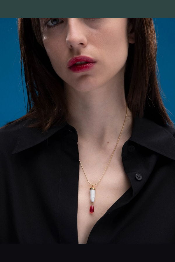 MATTER MATTERS Blood Drop Pendant necklace 