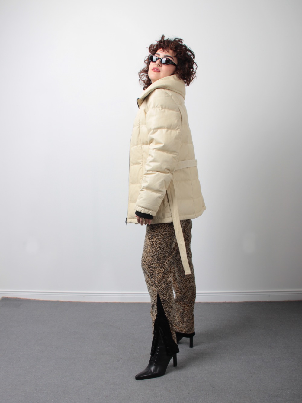 Danier white hotsell leather jacket