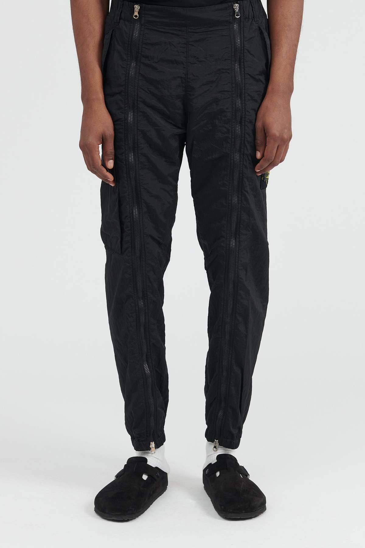Stone Island Nylon Metal Econyl Cargo Pants - Black | Garmentory