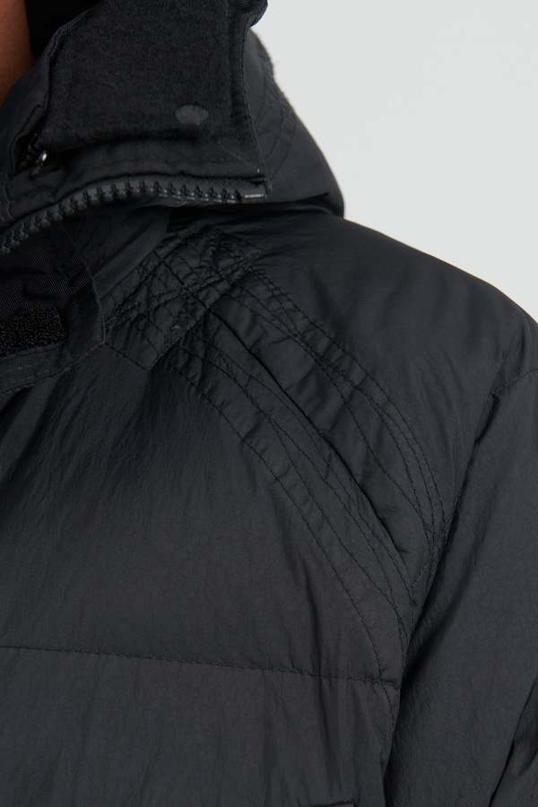 【美品】2025ss CRINKLE REPS R-NY Stone Island Garment Dyed Crinkle Reps R NY Down Parka - Black