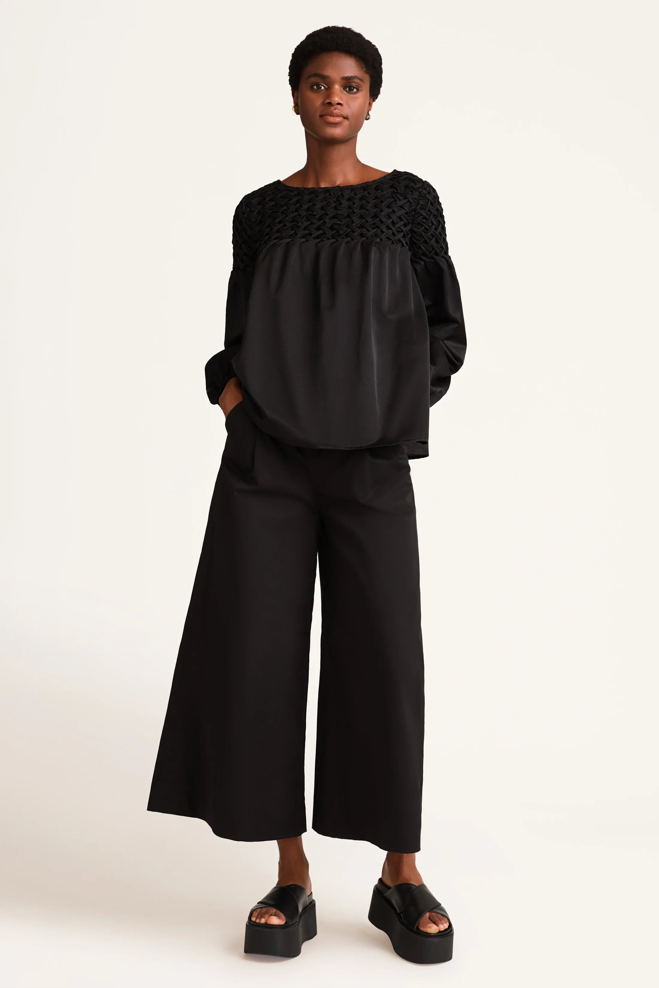★Merlette Athene サイズ：Large カラー：Black Merlette Barnett Pants - Black | Garmentory