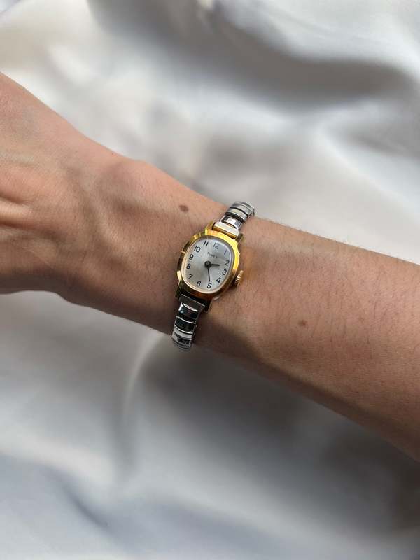 Vintage Timex Petite Stretch Band Watch Gold/Silver Tone Garmentory