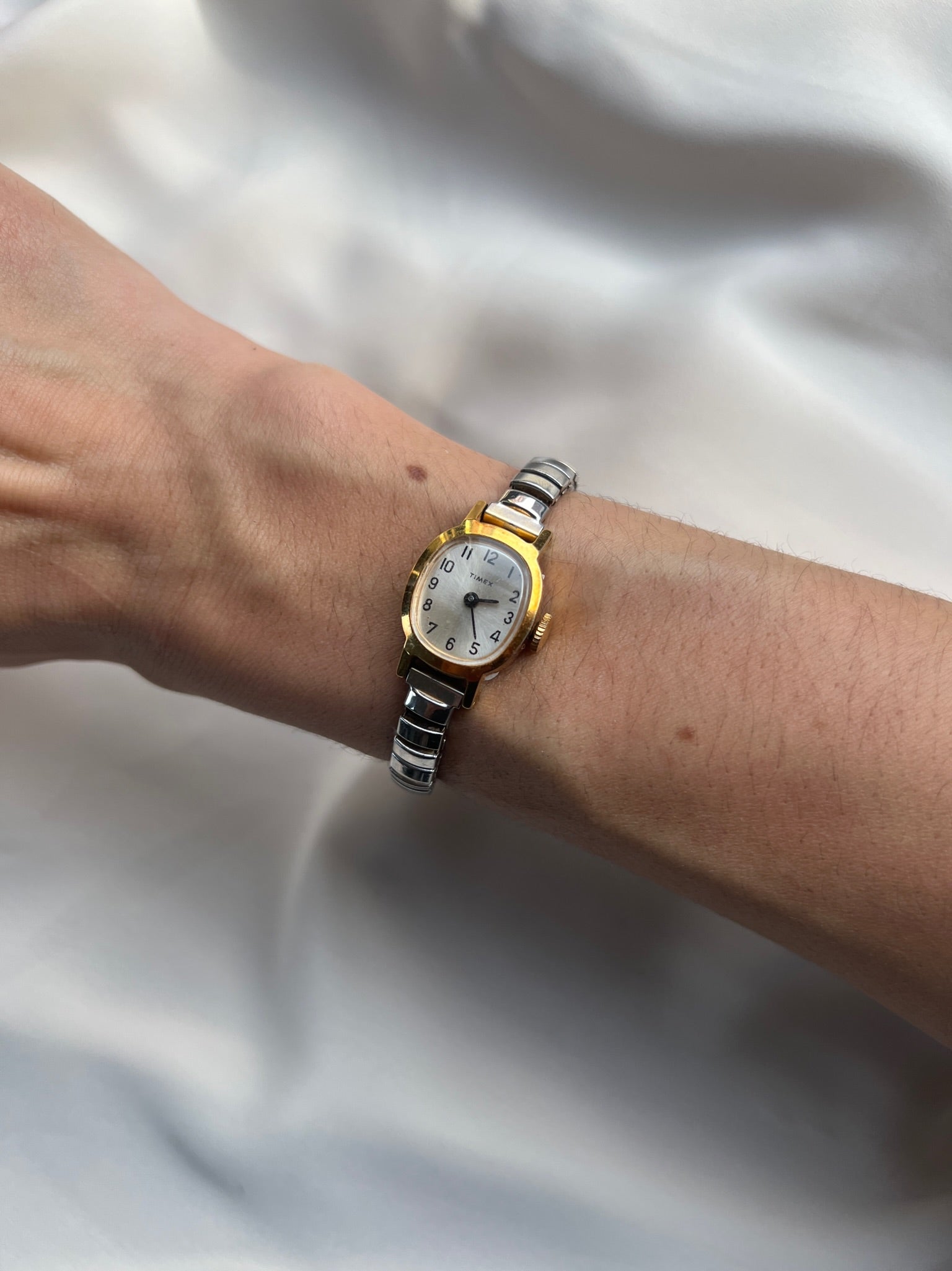 Vintage-Gold-and-Silver-Tone- 