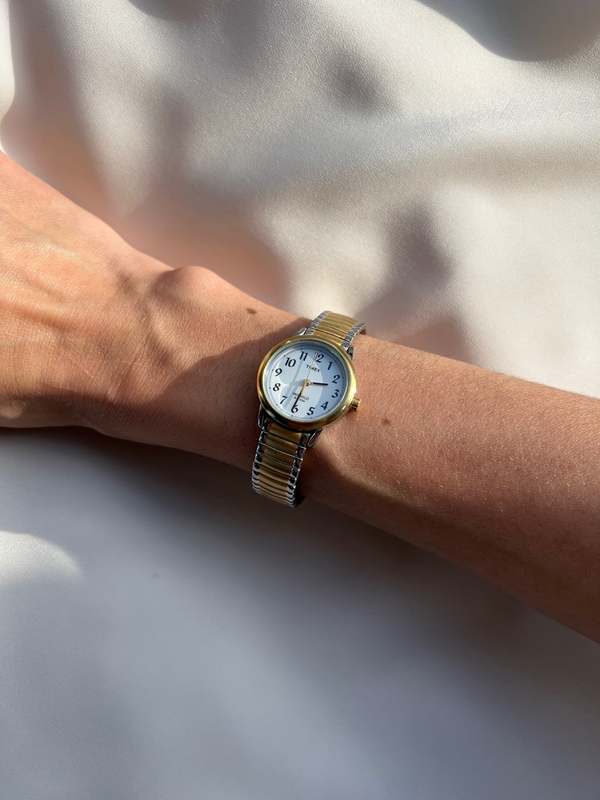 VINTAGE TIMEX STRETCH BAND s-l400.jpg main image 3