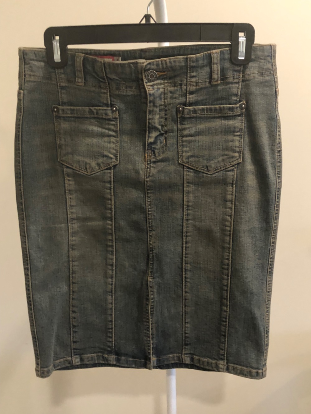 Guess naomi 2025 denim pencil skirt