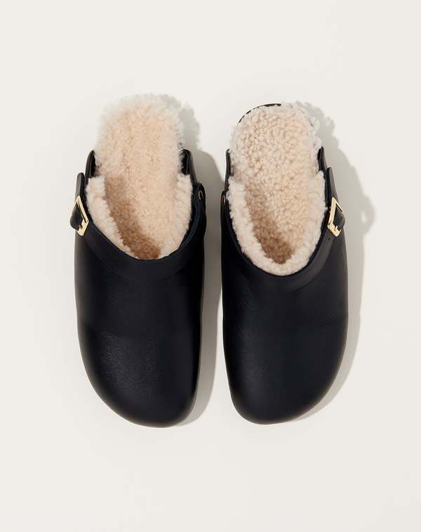 Shearling Clog in Kohl