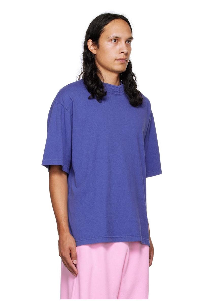 国内発送☆ACNE STUDIOS☆T-SHIRT/SEAFORM Acne Studios Embossed T-Shirt - Sea Blue | Garmentory