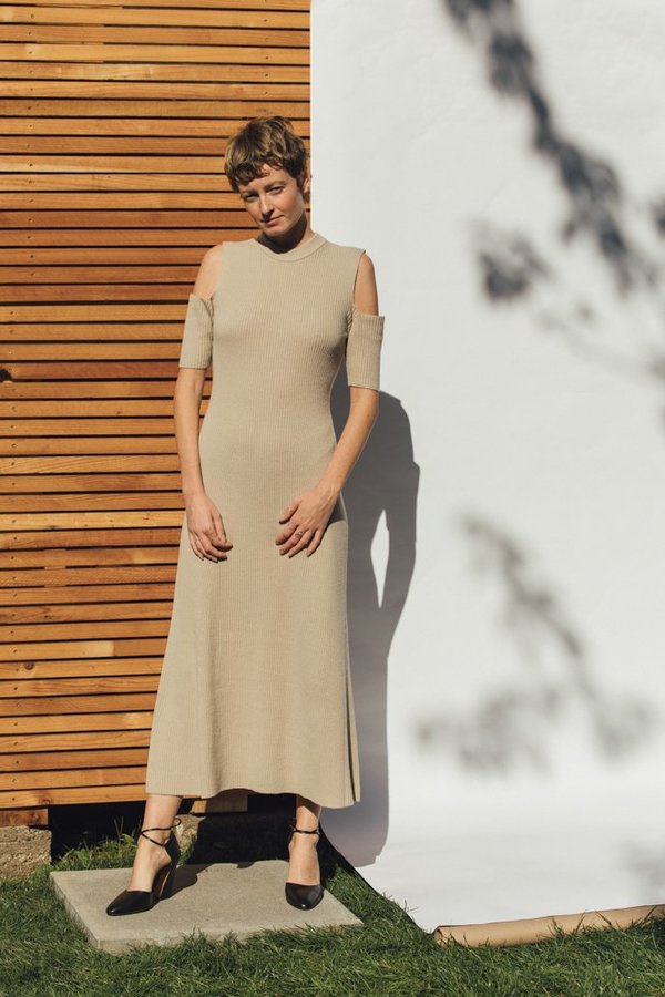 Shaina Mote Freja Dress - Dun Shaina Mote Freja Dress - Dun