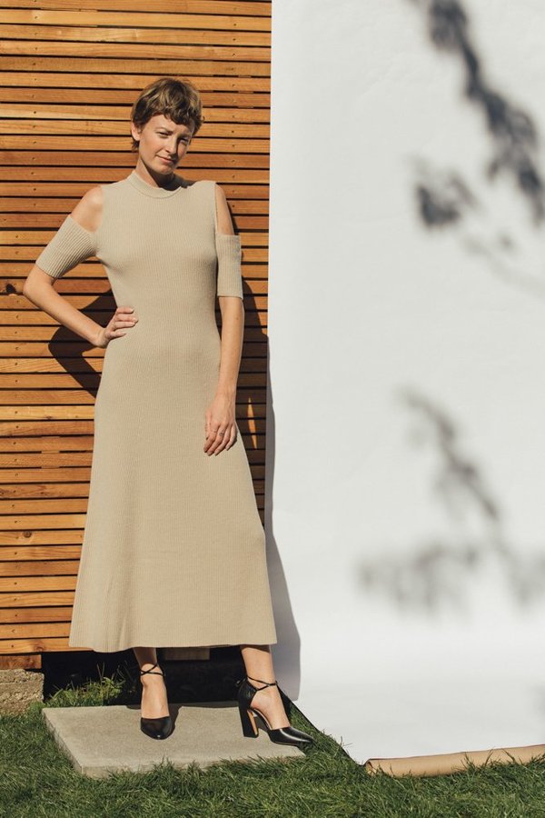 Shaina Mote Freja Dress - Dun Shaina Mote Freja Dress - Dun