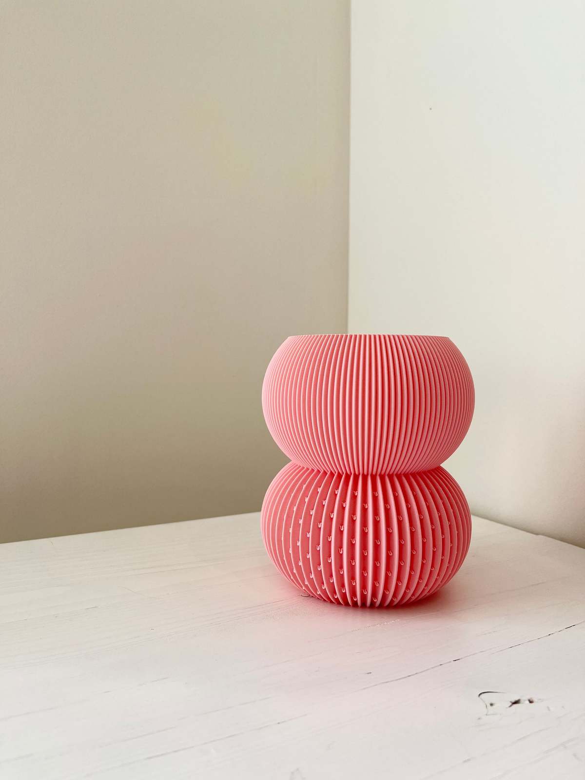 3D Printed S Vases - Image 3 of 7