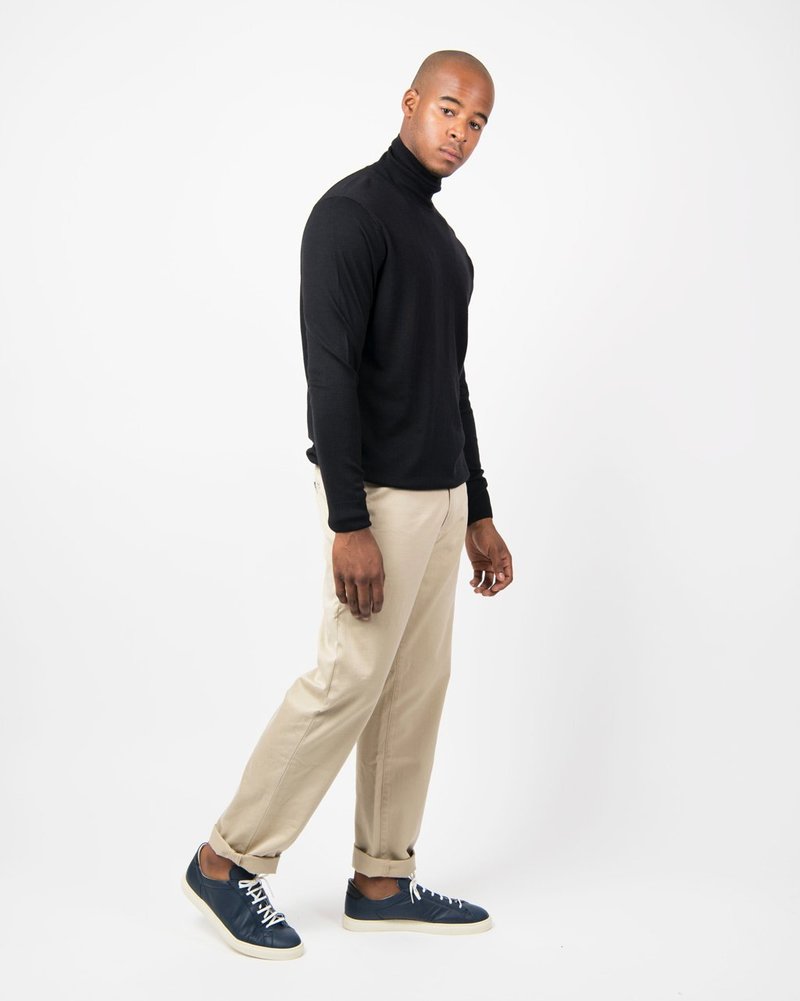 Sunspel Fine Merino Long Sleeve Roll Neck Jumper - Black | Garmentory