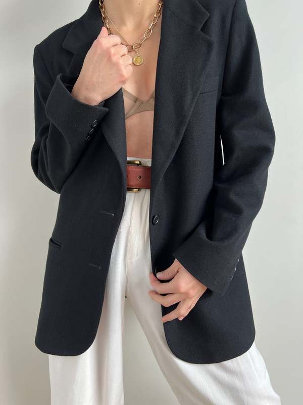 Onyx Crest blazer