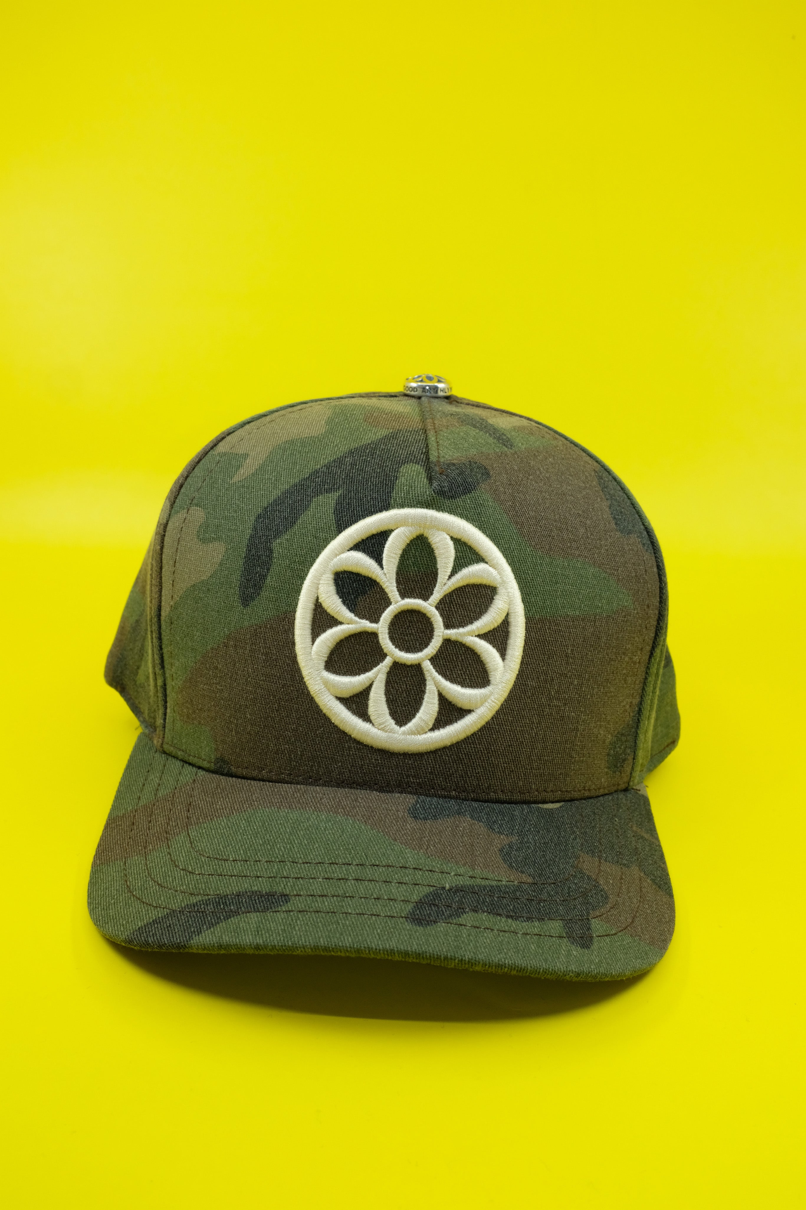Good Art HLYWD Camouflage 925 Silver and Cotton Rosette High Crown Snapback  Cap - Green