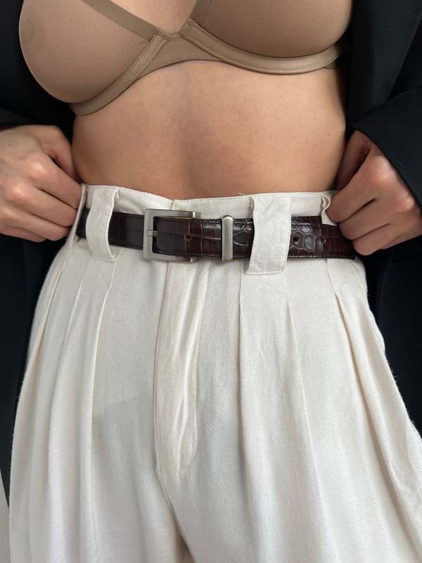 Vintage Italian Leather Square Buckle Belt - Molasses  display picture 3