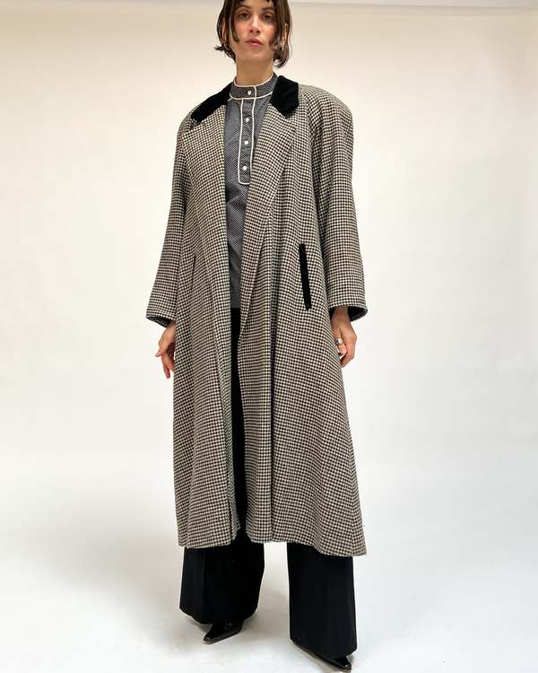 Houndstooth Overcoat - Black And White Checker And Cashmere Fabric Topcoat By Alberto Nardoni