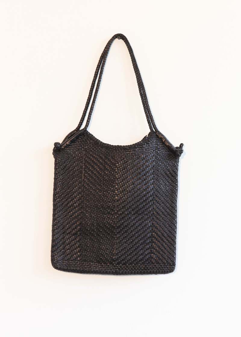 Dragon Diffusion Minga Tote Bag - Black | Garmentory