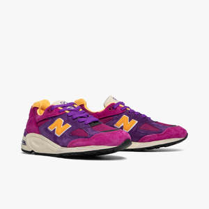 New Balance Purple and Yellow Sneakers M990PY2 New Balance MADE in USA M990PY2 - Purple/Yellow | Garmentory main image 4