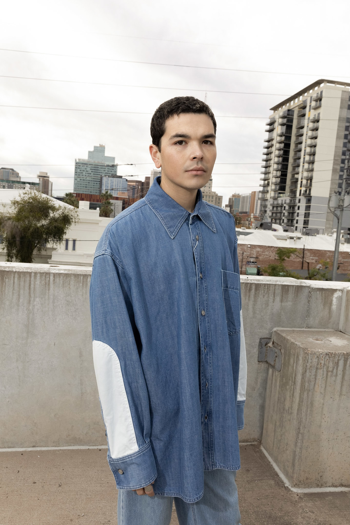 トップス MM6 Oversized Denim Long Sleeve Shirt MM6-Maison-Margiela-Oversized-