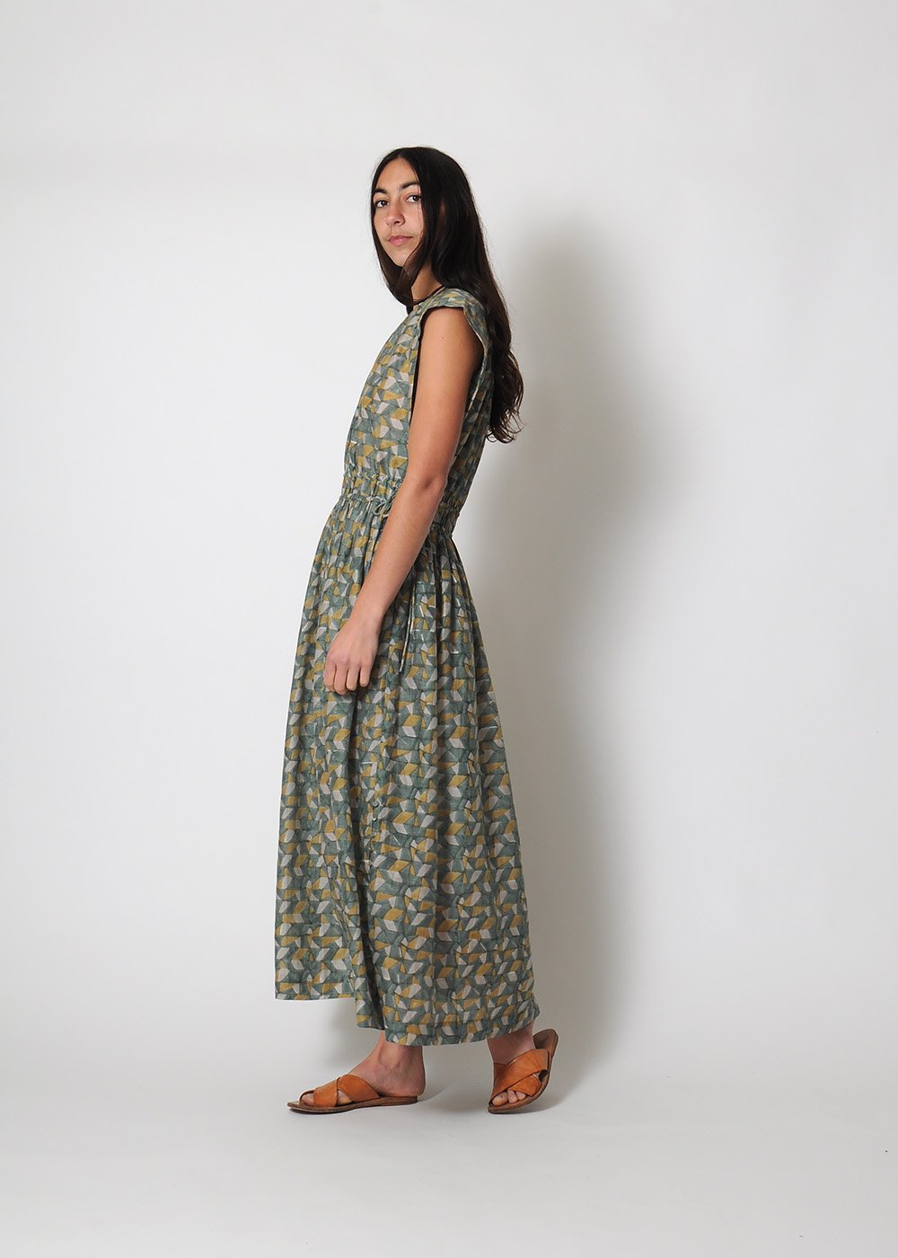 chinese dress ladies The Merida Sleeveless Lace Maxi Dress – Jadey's Closet