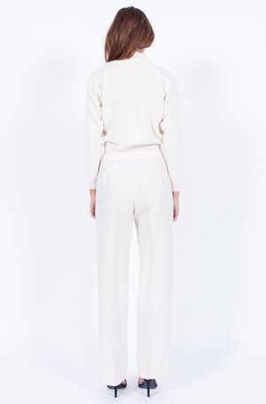 Yo Vintage! Cream Lambswool Sweater - Small/Med Yo Vintage! Cream Lambswool Sweater - Small/Med