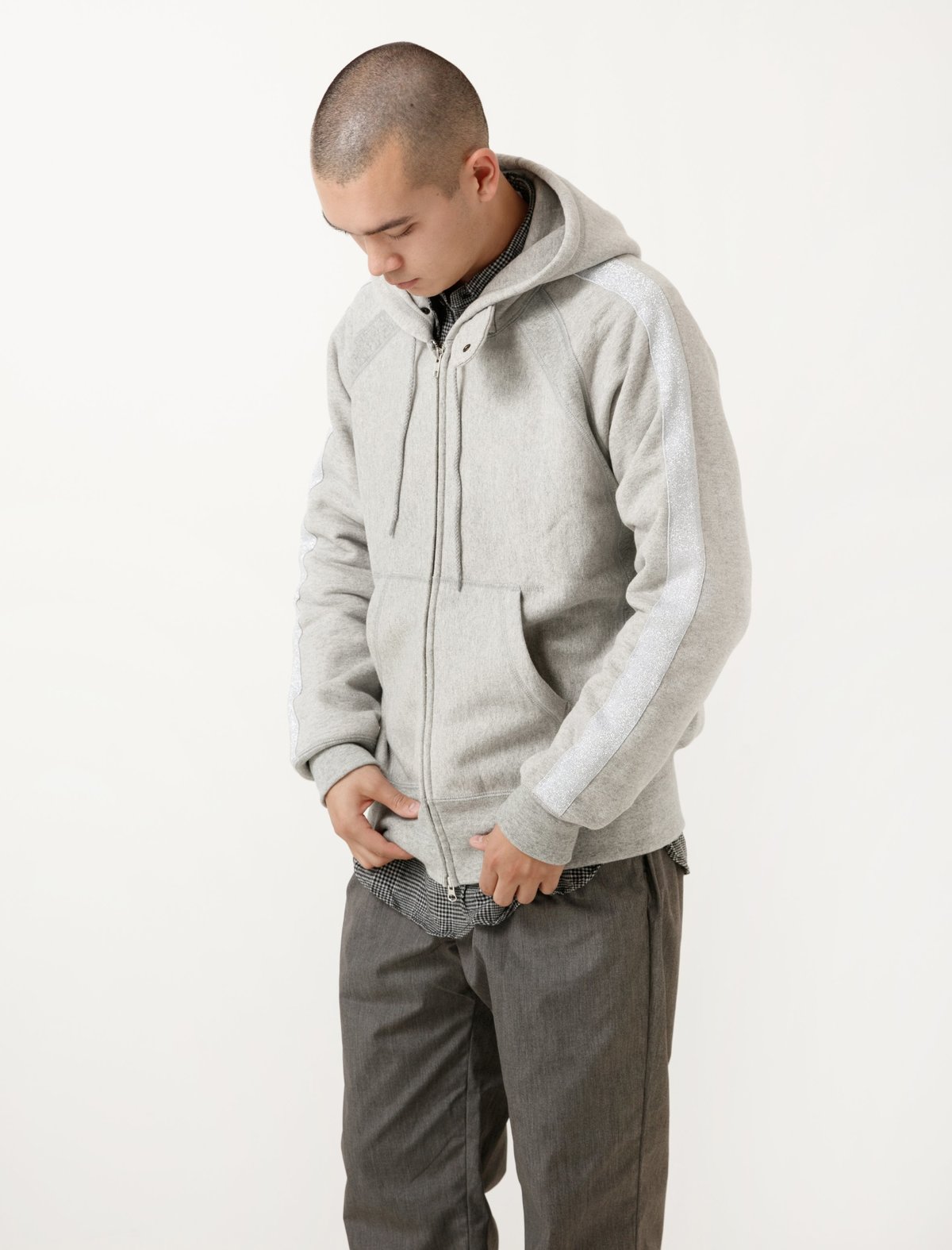 ジャケット・アウター ENGINEERED GARMENTS Raglan Zip Hoodie Engineered Garments Raglan Zip Hoody - Grey 20oz | Garmentory