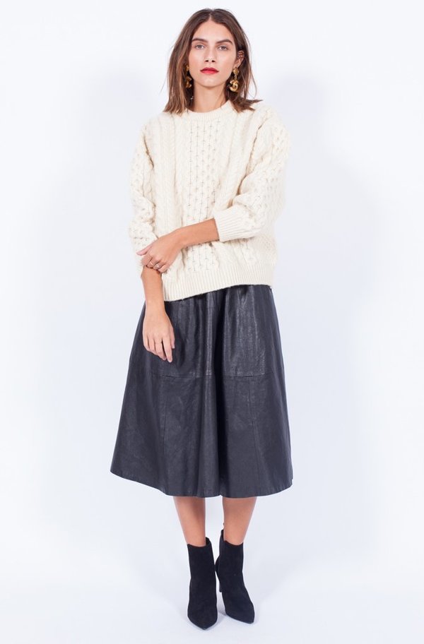 FISHERMAN ARAN CABLE SWEATER (MEDIUM) FISHERMAN ARAN CABLE SWEATER (MEDIUM)