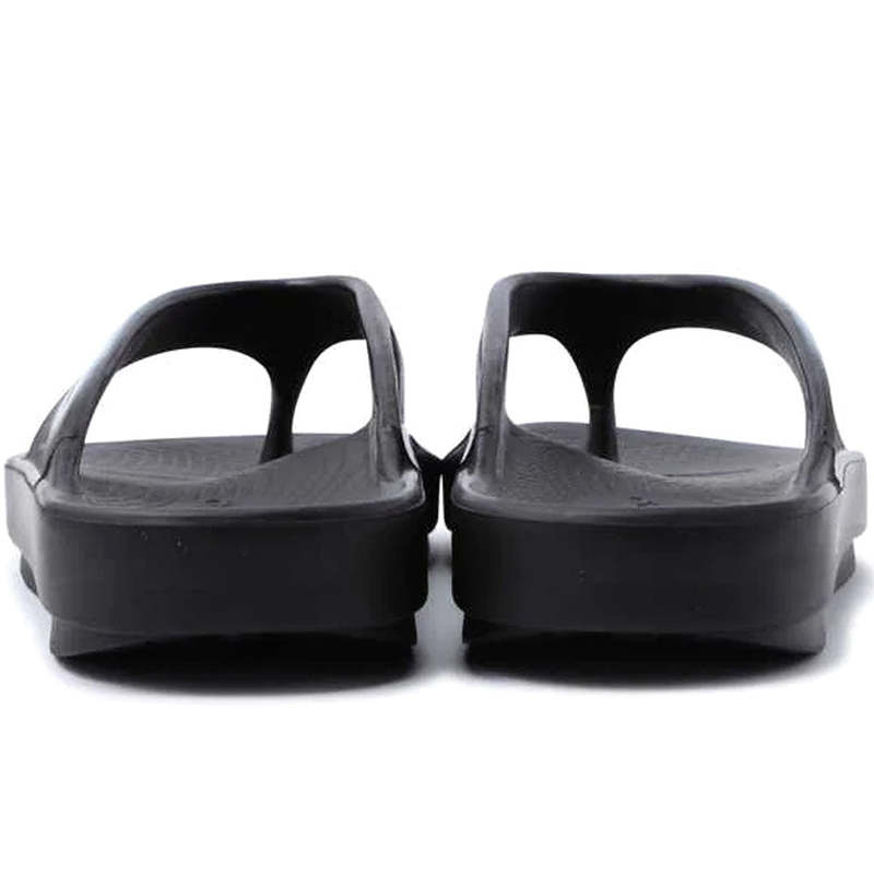 and wander Recovery Sandal x OOFOS Original - Black | Garmentory