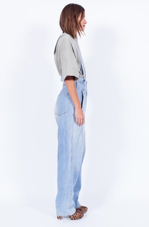 PALE DENIM 90S SUSPENDER OVERALLS (LARGE) PALE DENIM 90S SUSPENDER OVERALLS (LARGE)