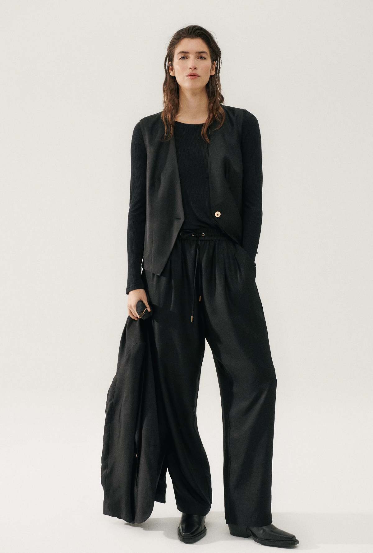 Silk Laundry Twill Slouch Vest - Black - Image 1 of 5