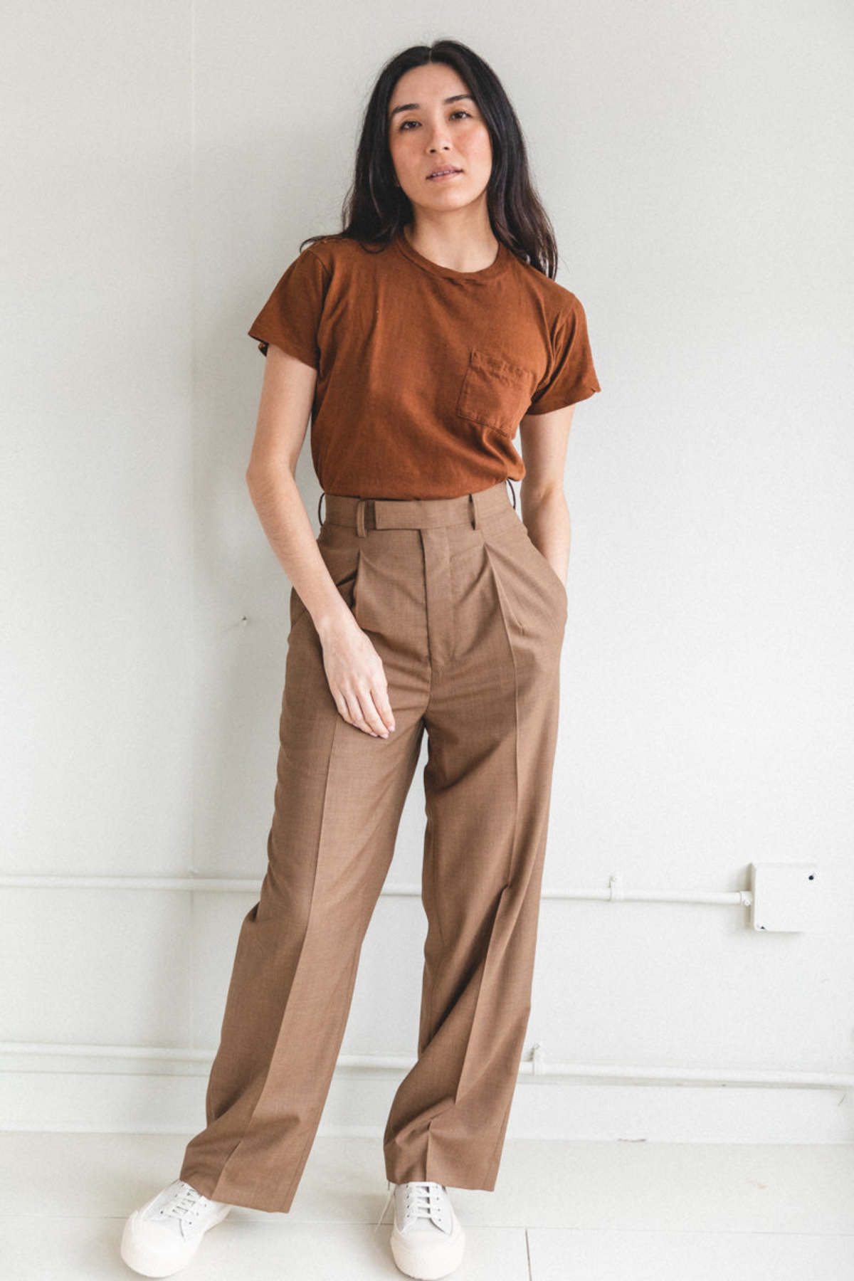 Auralee SUPER FINE TROPICAL WOOL SLACKS TOP - BROWN | Garmentory