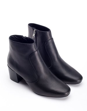 sol sana christopher boots