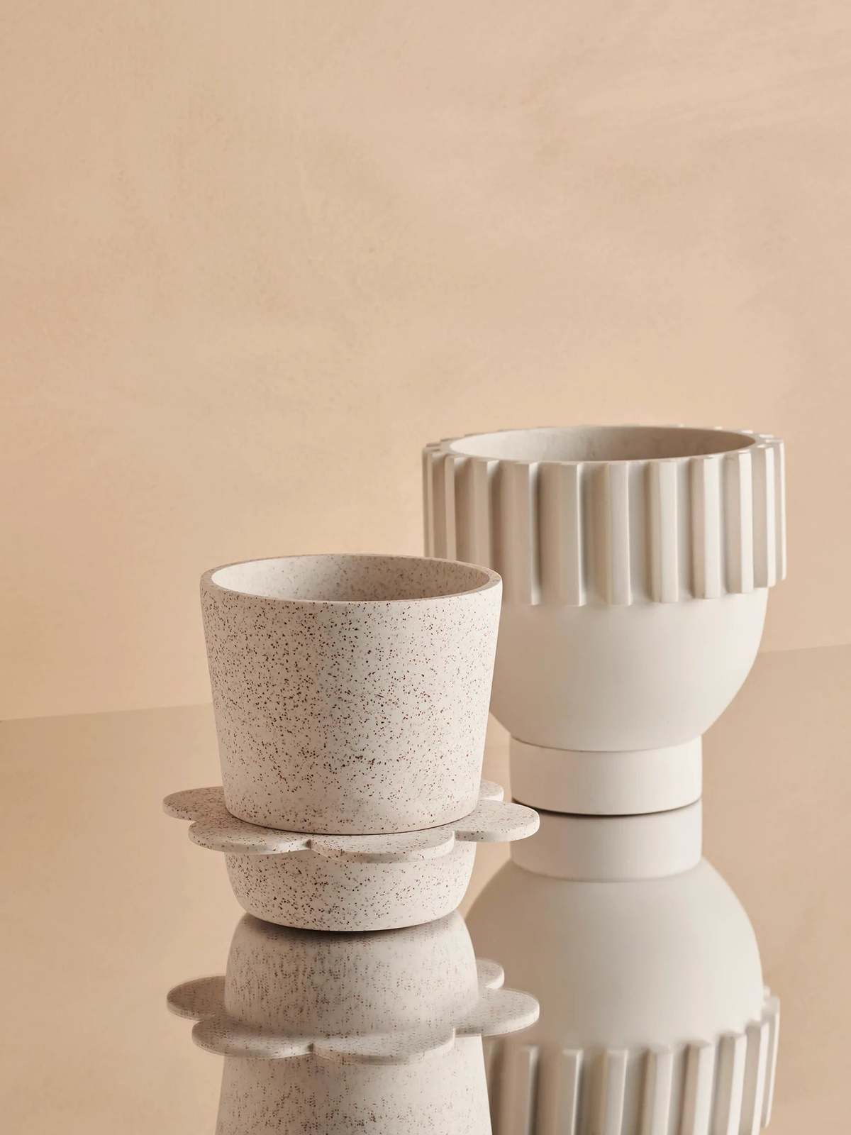 Capra Designs Solstice Planter - Image 7 of 12