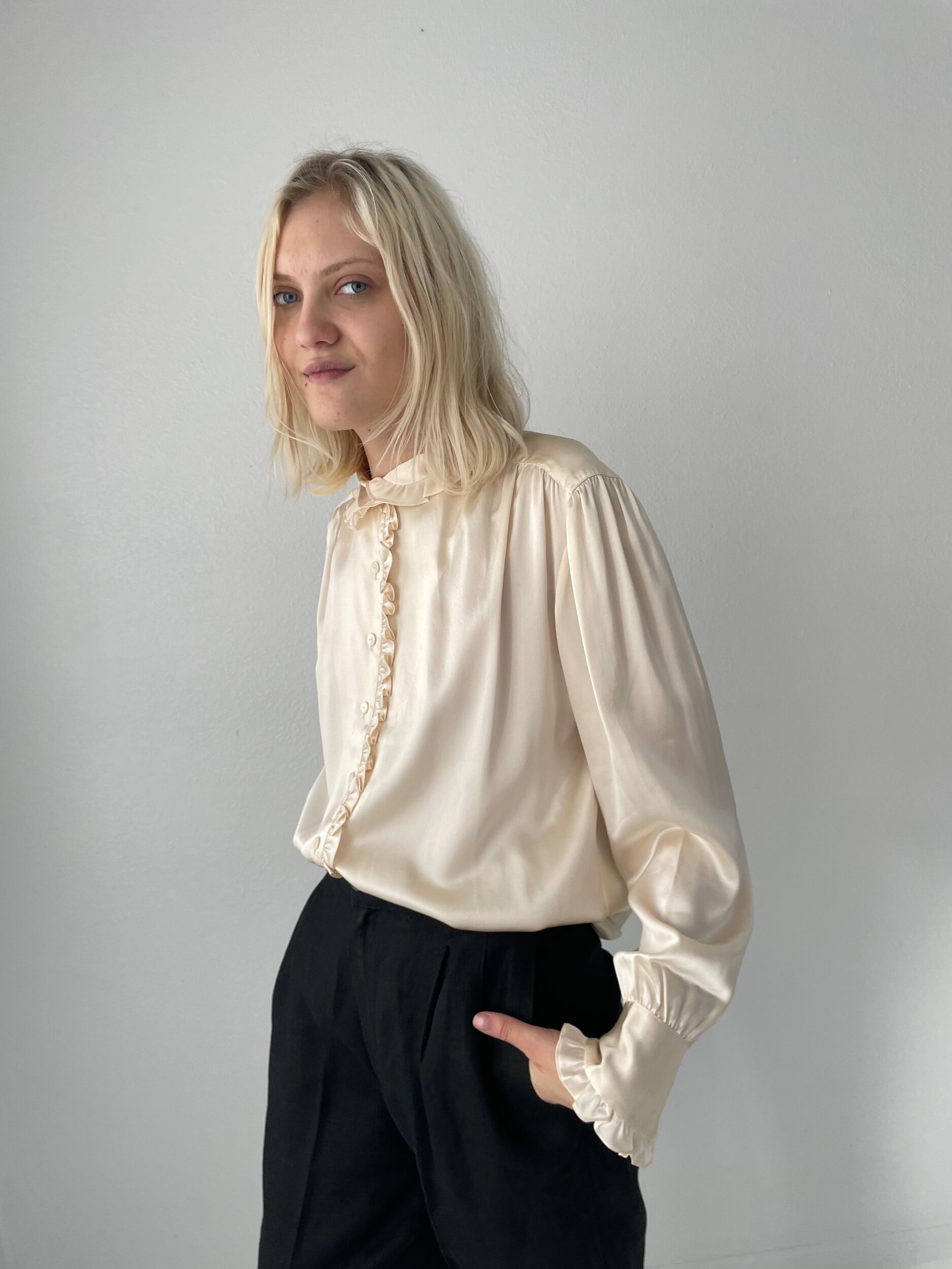 80s 2025 ruffle blouse