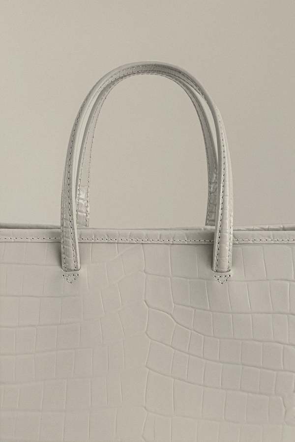 NOTHING WRITTEN Ain Croco Tote Bag - Salt/Black | Garmentory