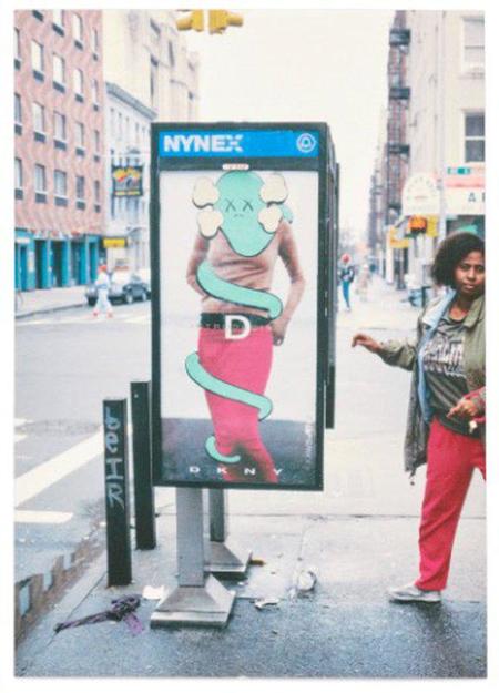 DKNY OriginalFake KAWS ポスター KAWS x NGV Postcard Acrylic on DKNY Advertisement Mini