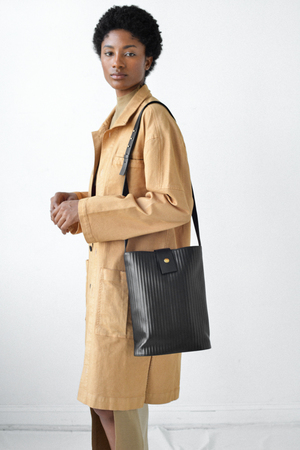 Pari Desai Huston Slim Bag Pari Desai Huston Slim Bag