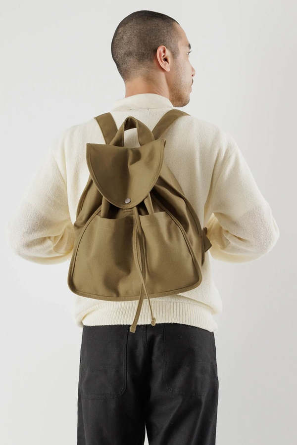 BAGGU Drawstring Backpack - Dark Khaki | Garmentory display picture 3